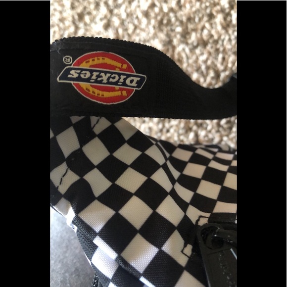 BLACK AND WHITE CHECKERED FANNY PACK - Picture 6 of 8